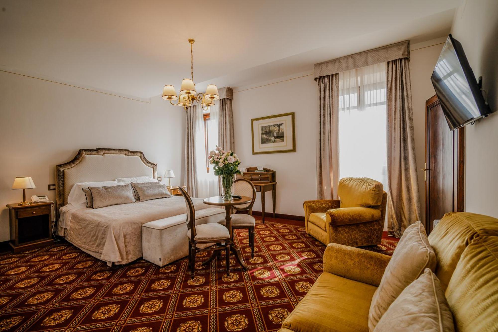 Villa Lecchi Hotel Wellness كولّي فال ديلسا المظهر الخارجي الصورة