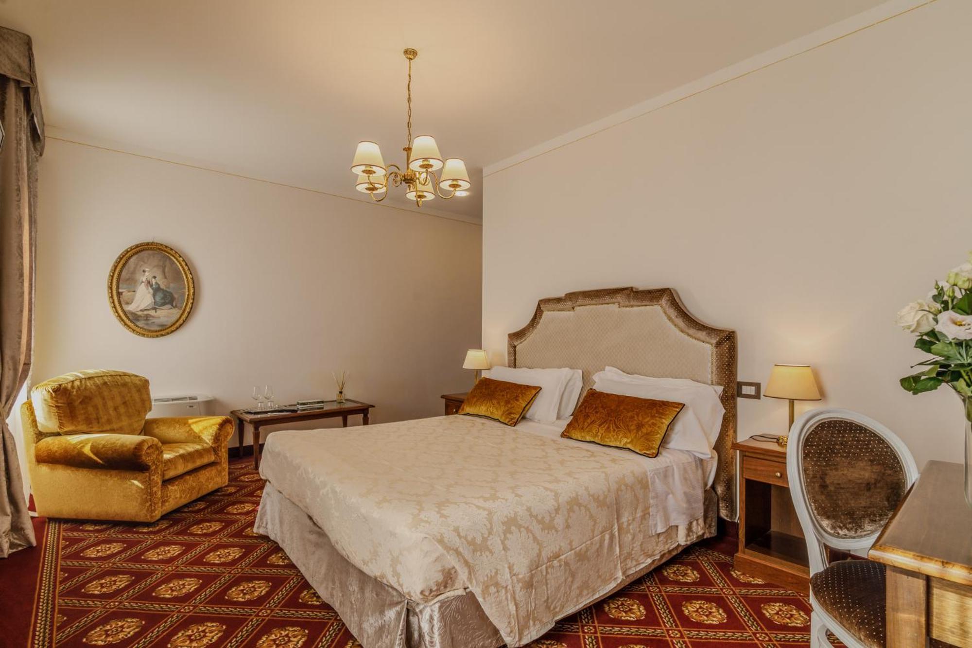 Villa Lecchi Hotel Wellness كولّي فال ديلسا المظهر الخارجي الصورة