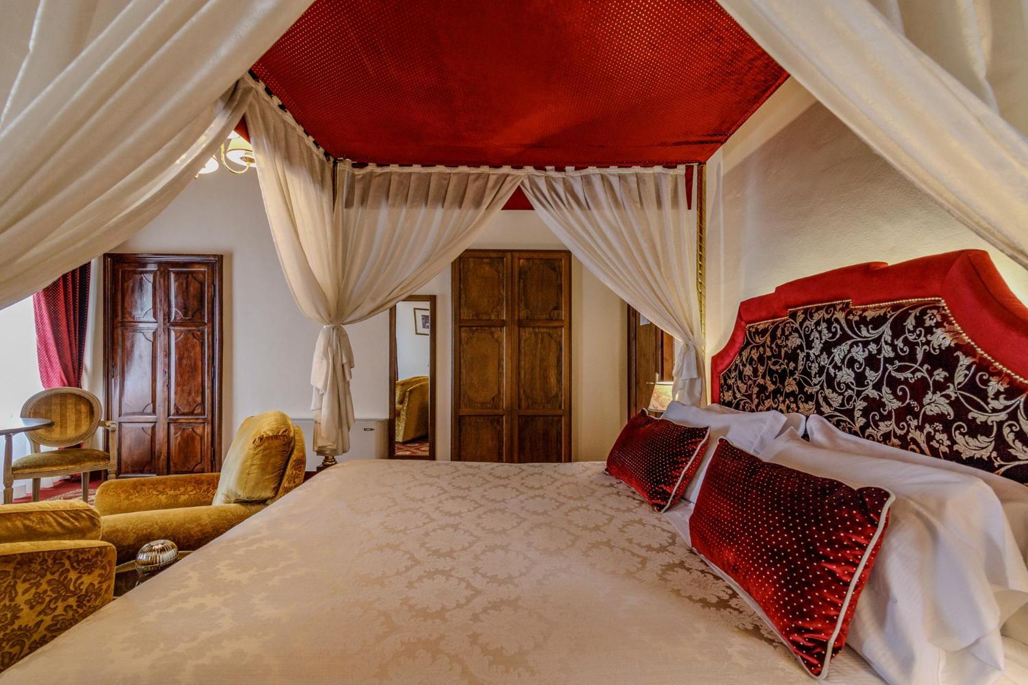 Villa Lecchi Hotel Wellness كولّي فال ديلسا المظهر الخارجي الصورة