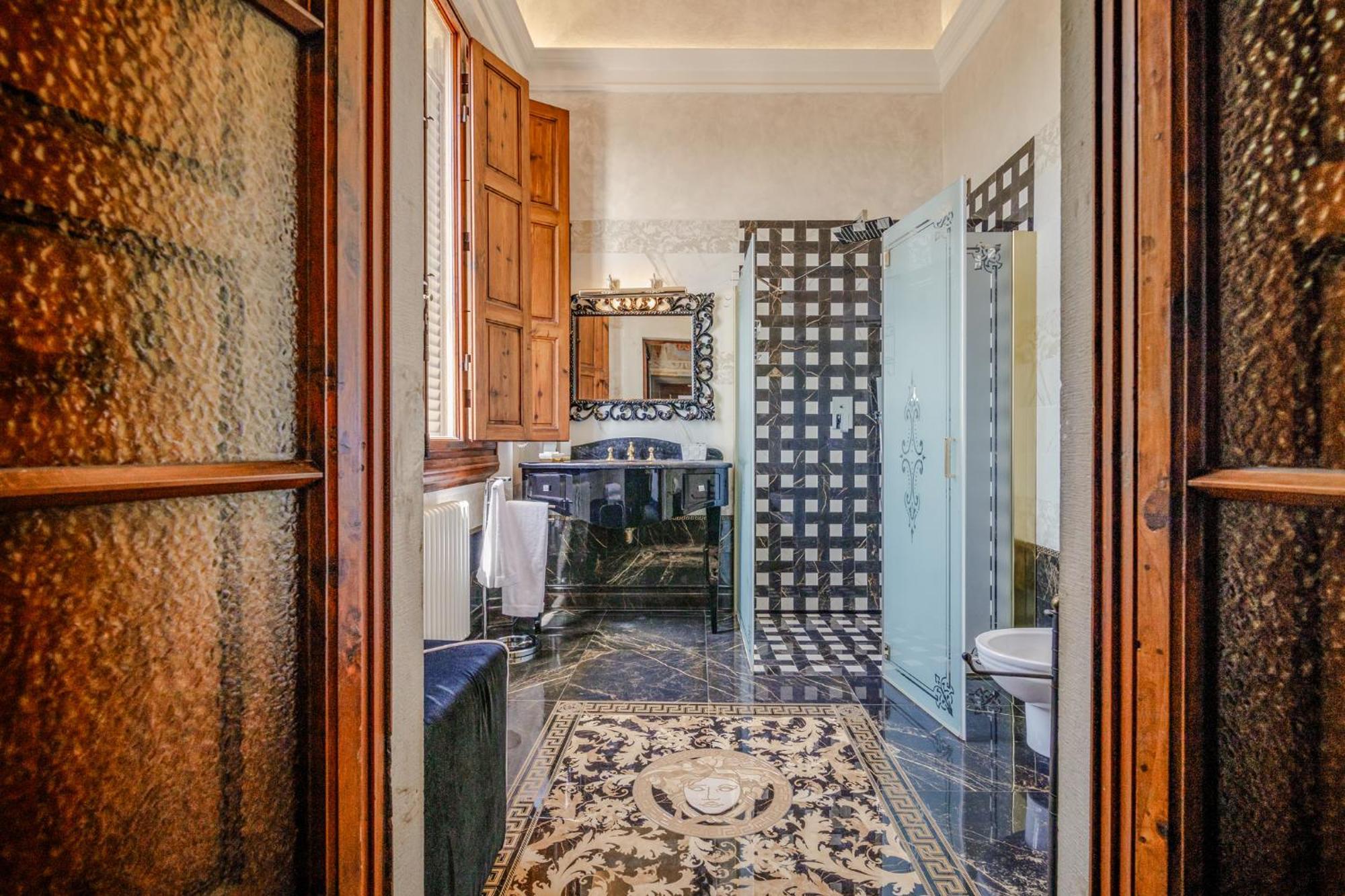 Villa Lecchi Hotel Wellness كولّي فال ديلسا المظهر الخارجي الصورة