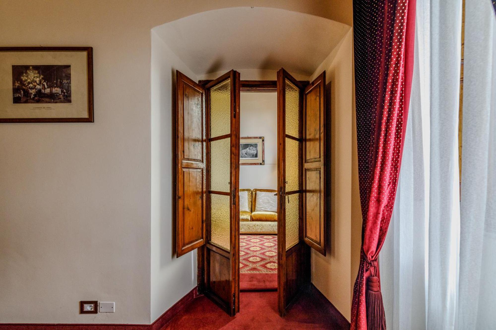 Villa Lecchi Hotel Wellness كولّي فال ديلسا المظهر الخارجي الصورة