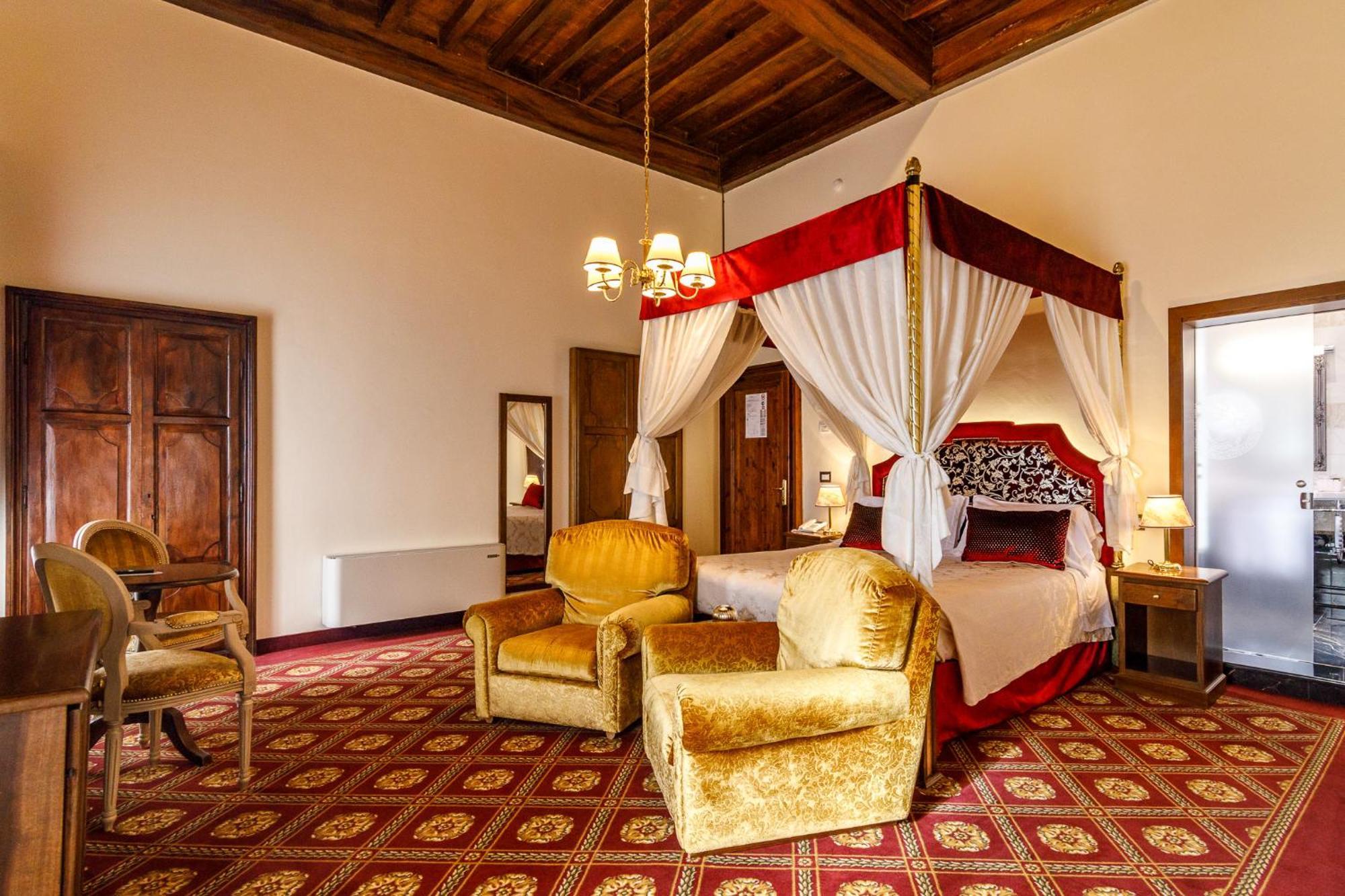Villa Lecchi Hotel Wellness كولّي فال ديلسا المظهر الخارجي الصورة